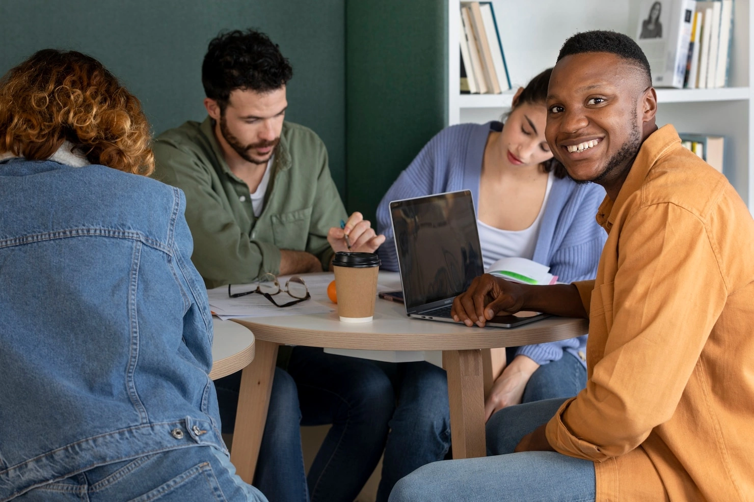 Peer support services